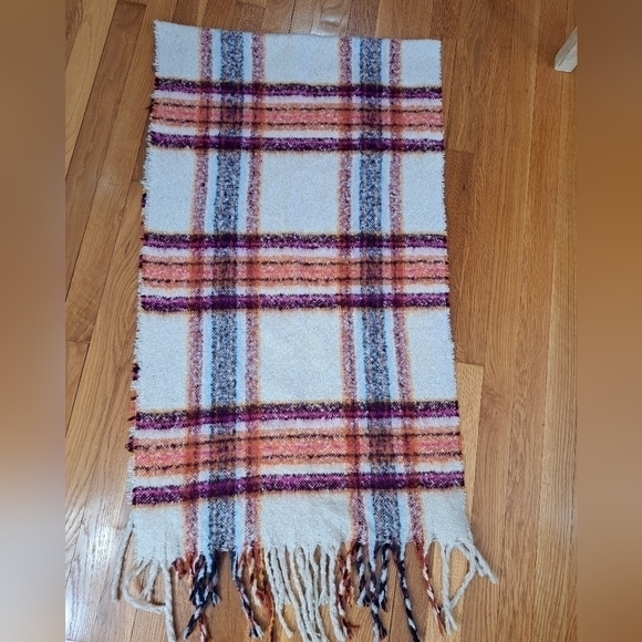 Renee's NYC Long Blanket Scarf Wrap Tassels 73" Long 21" Wide Unisex Fall - Picture 1 of 6